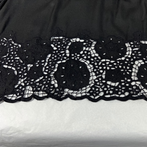 Soft Surroundings 1x Rayon Eyelet Top - Picture 8 of 8